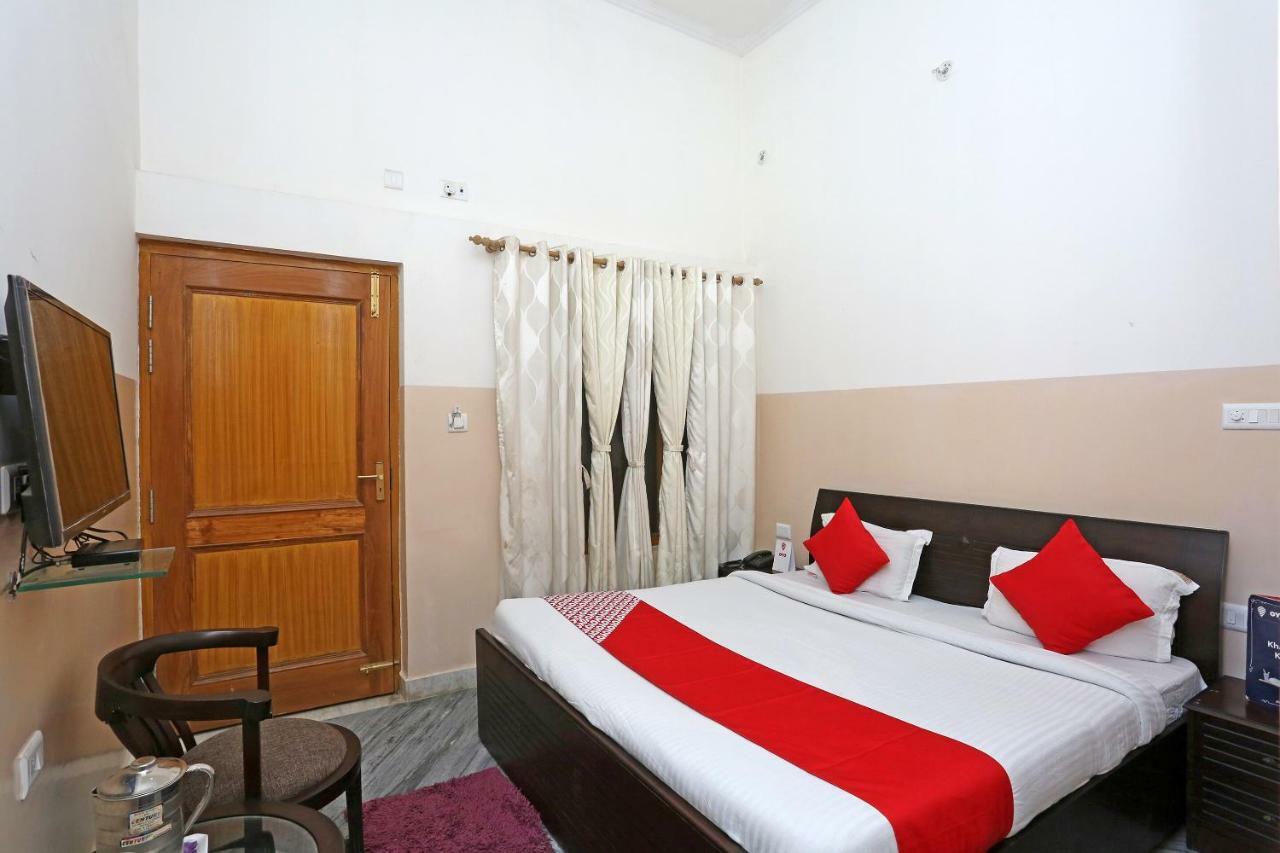 Oyo 19638 Hotel Jay Continental Алмора Екстер'єр фото